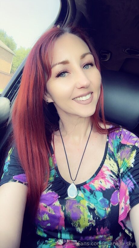 Evanora Skye xxx pornostar bild