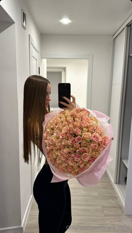 Grace Cutie exklusive nackt galerien