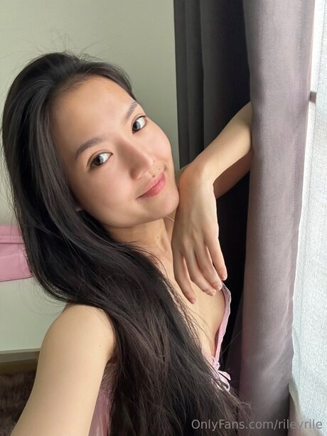 Rileyrile nackt freie bilder