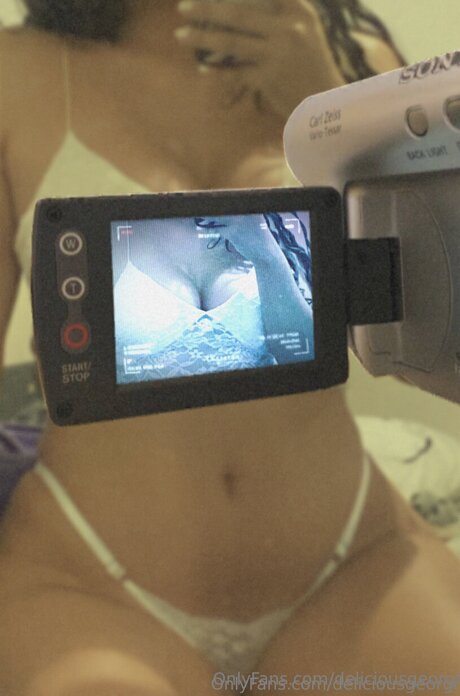 schwarze twink-onlyfans erotische pornografische bild