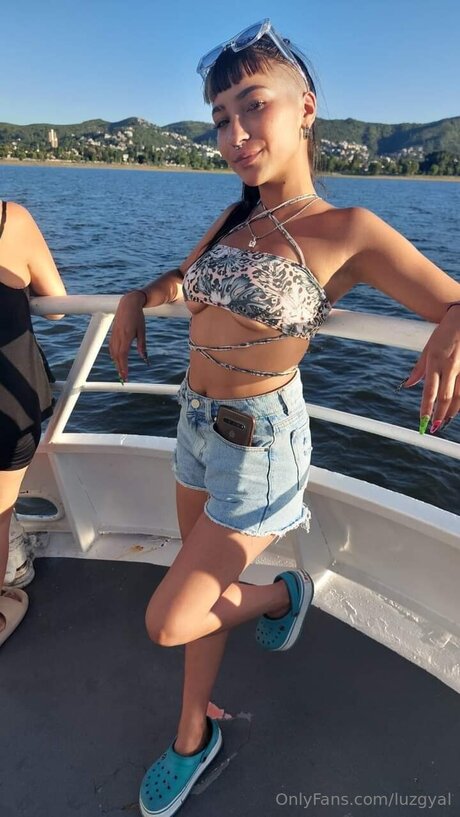 Luzgyal porno hd foto