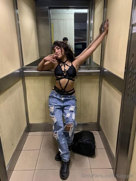 Luzgyal model freie galerie