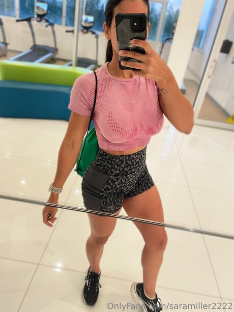 Saramiller2222 pornostar heiße galerien