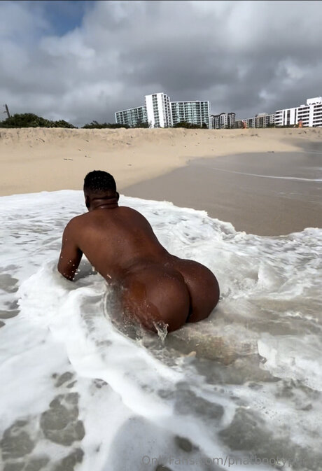 Phatbootypucci exklusive nacktheit fotos