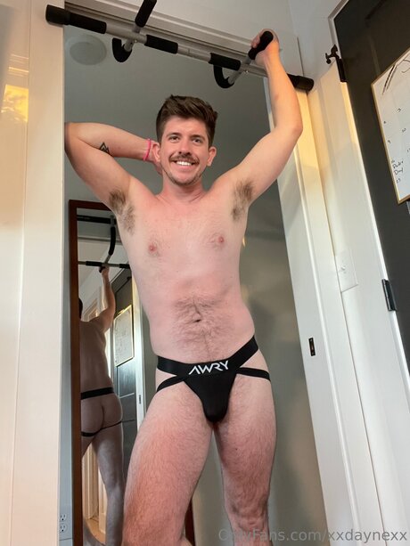 Hoosier Daddy X model sex bilder