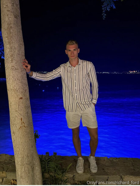 Richard Ford erotische nackt foto