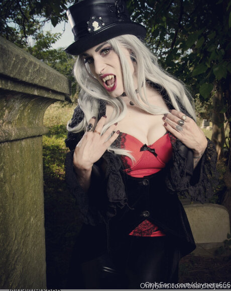 Beardedjesus erotische exklusive foto