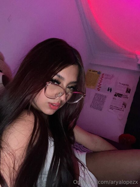 asiatischer dildo onlyfans erotische schöne fotos