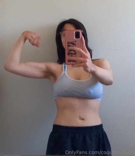 Coquettekenn perfekte top foto