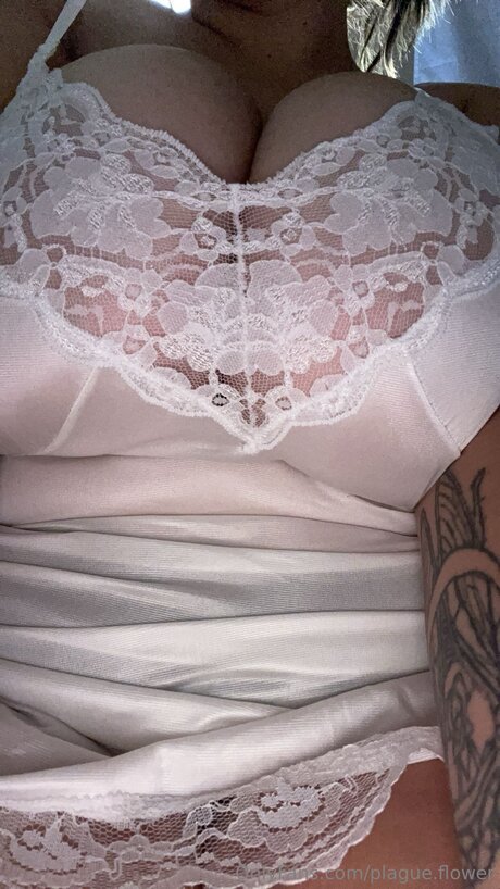 Plague Flower erotische xxx foto