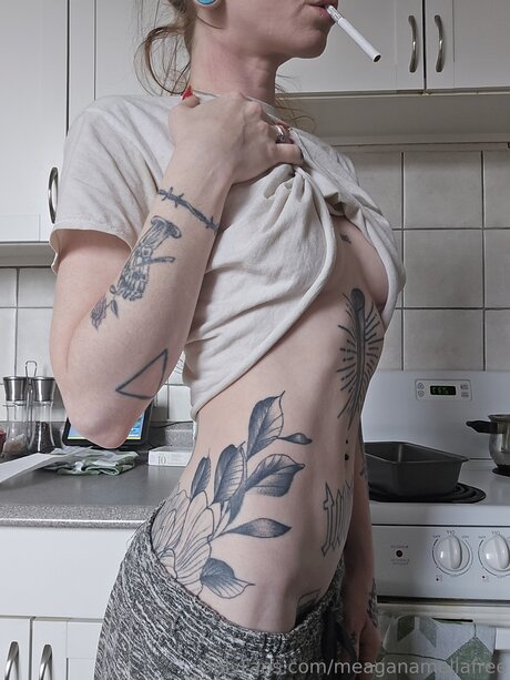 Meaganameliafree freie nette galerien