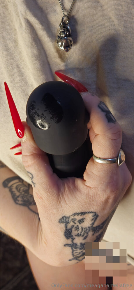 Meaganameliafree porno sexy galerien