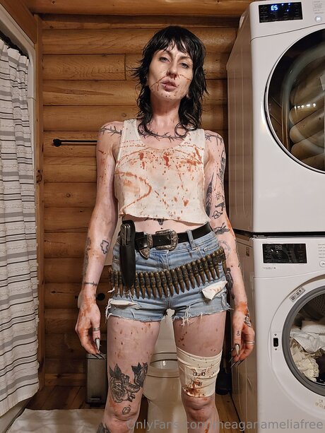 Meaganameliafree freie nackten bilder