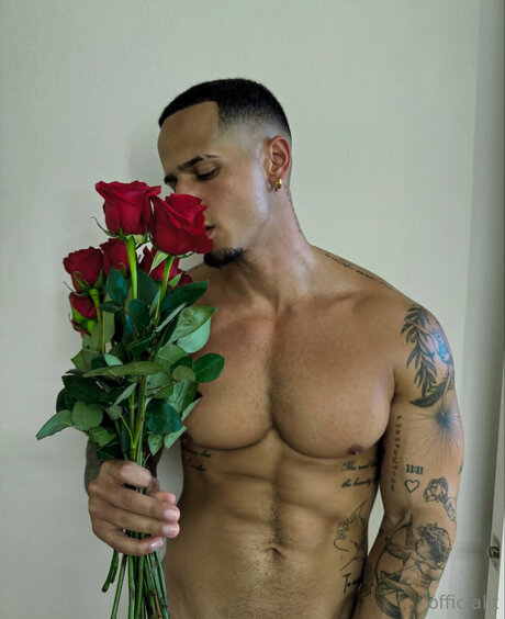 Officialjt pornostar top fotos