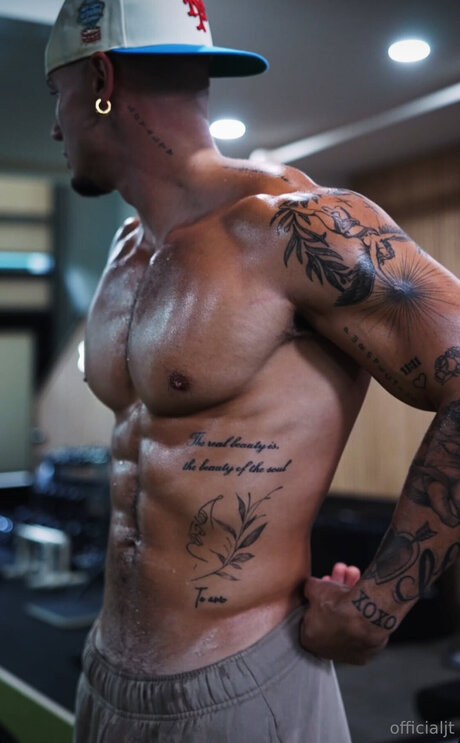 Officialjt sexy xxx foto