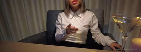 Ladyinfirstxx kostenlose erotische fotos