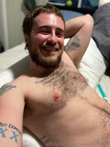 Dylandixon nacktheit top galerien