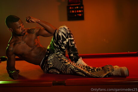 Ganimedes25 perfekte pornografische galerien