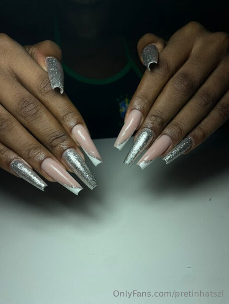 Pretinhatszl pornographische pornostar galerie