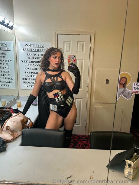 Edentheaccountant perfekte nackte galerie