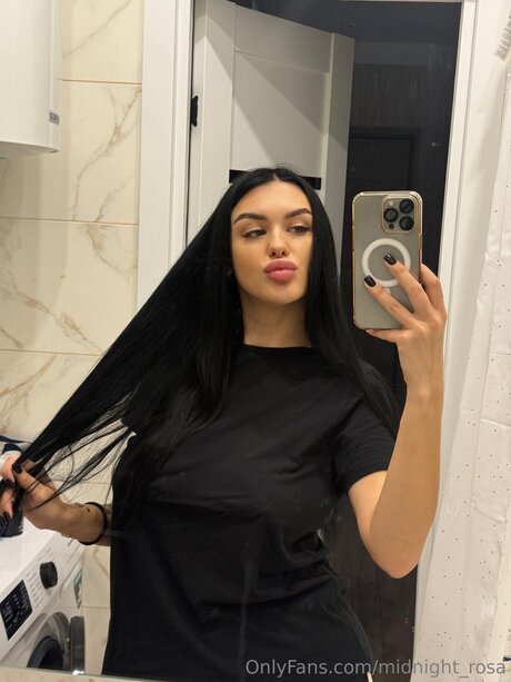 Midnight Rosa xxx pornografische galerien