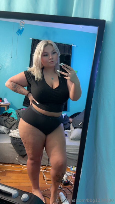 Bbg1234100 nackt hübsche bilder