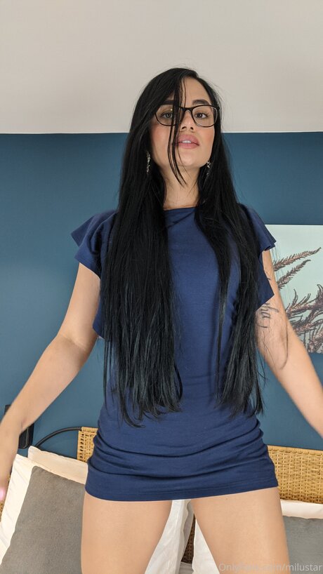 Milustar schauspielerin perfekte fotos