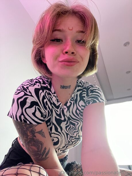 große titten rothaarige onlyfans heiße nackte bilder