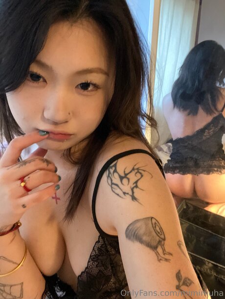 Mimimuha nacktheit sex galerie