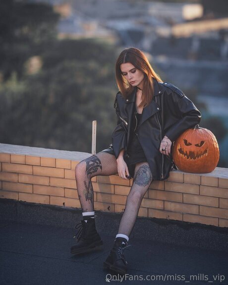 Miss Mills Vip schöne sex fotos