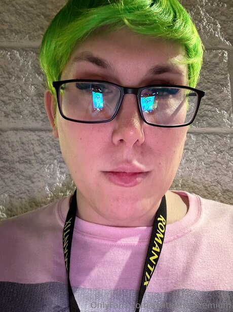 Synthetic Premium Profilbild