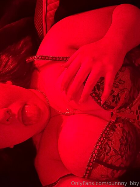 Bunnny Bby freie nacktheit galerien