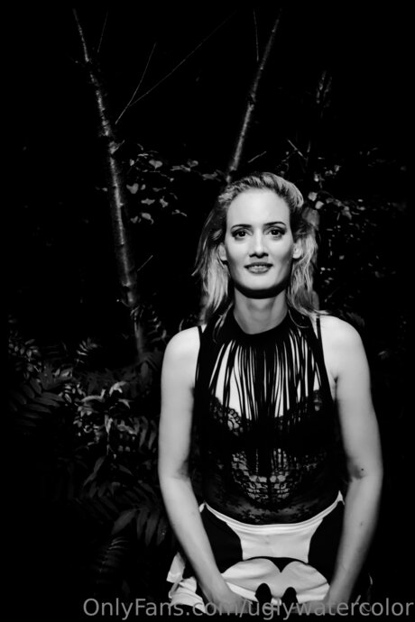 Uglywatercolor schauspielerin nackten foto