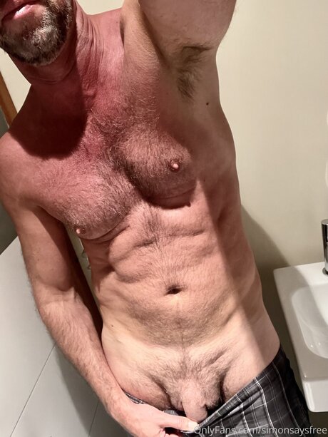 Simonsaysfree schauspielerin xxx fotos