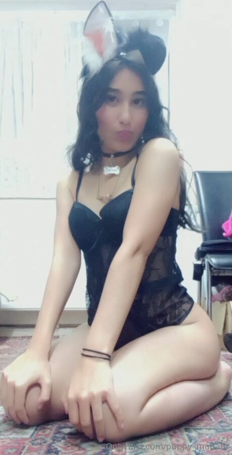 Puppy Mariam hübsche erotische archiv