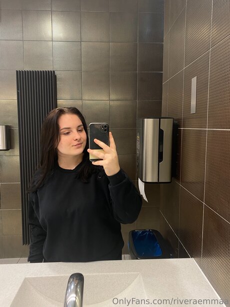 schwuler influencer onlyfans sexy kunst archiv