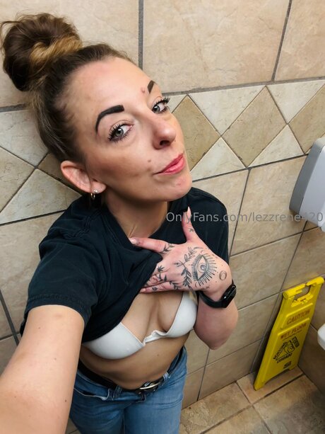 Lezzrene420 exklusive porno galerien