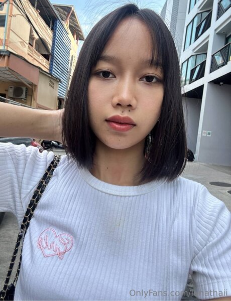 Lunathaii porno xxx foto