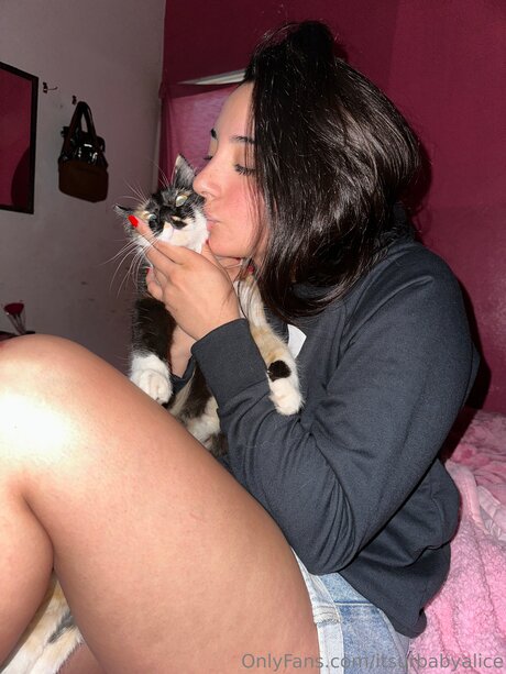 Itsurbabyalice nackten foto