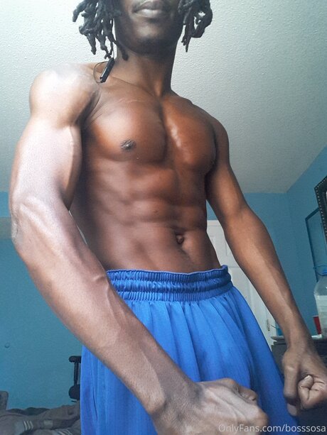 Bosssosa model nackt bilder