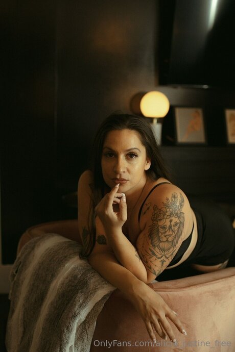 Alicia Justine Free exklusive nette archiv