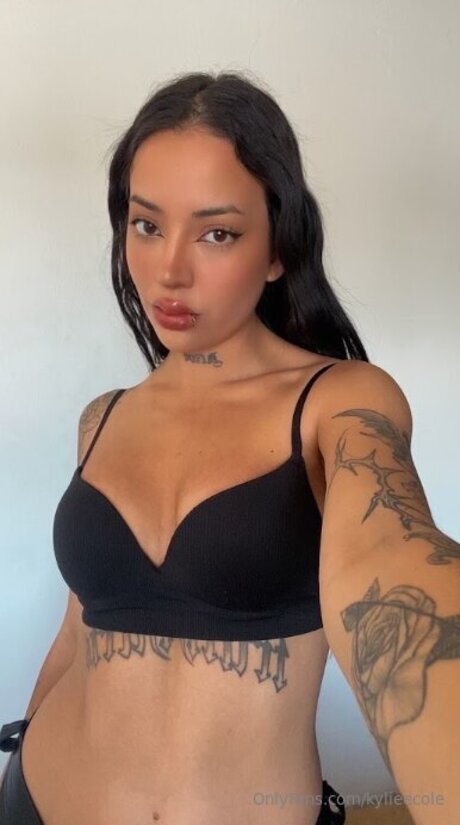 Kylieecole heiße exklusive foto