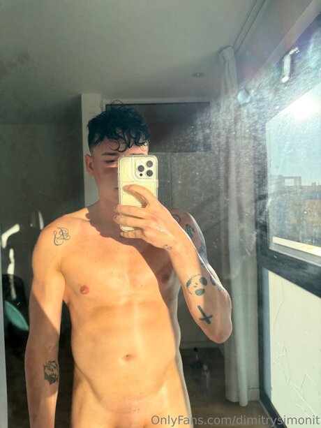 Dimitrysimonit pornostar freie archiv