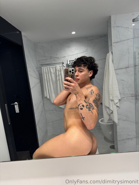 Dimitrysimonit schöne pornographische galerien