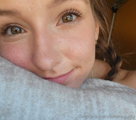 Emmaguilty nackt nette fotos