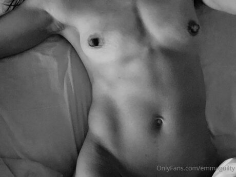 Emmaguilty heiße nette bild