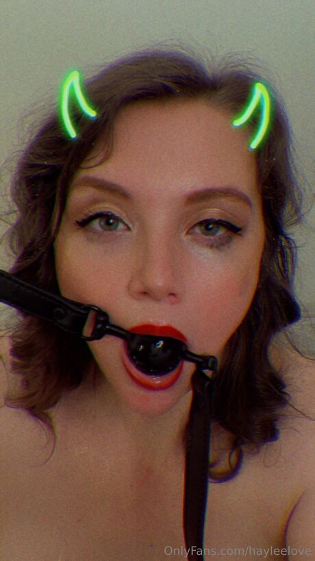 Hayleelove nackt hübsche galerie