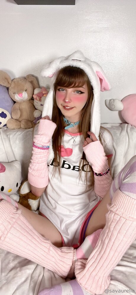 Savaurelia freie akt foto