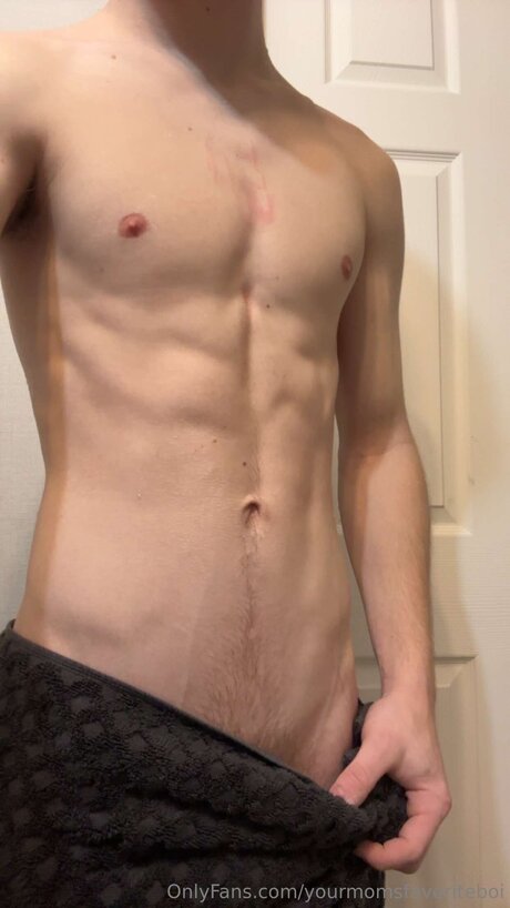 Yourmomsfavoriteboi erwachsene exklusive foto