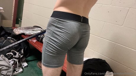 Yourmomsfavoriteboi perfekte beste bild